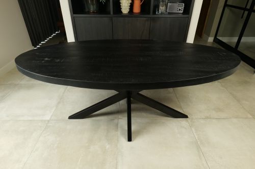 Eettafel ovaal mango zwart 160x90x5cm