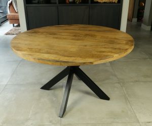 Eettafel rond mango naturel 1