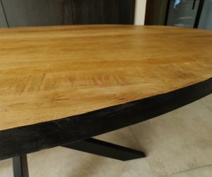 Eettafel ovaal linia 3
