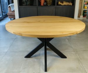 Eettafel rond rustiek eiken 1