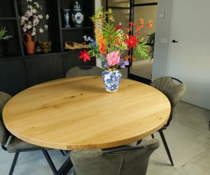 Eettafel rond rustiek eiken 2