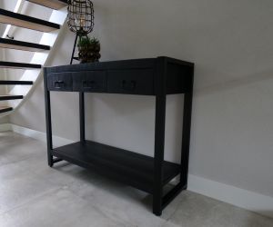Sidetable mangohout zwart 1