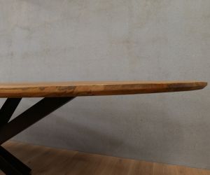 Eettafel organisch 4
