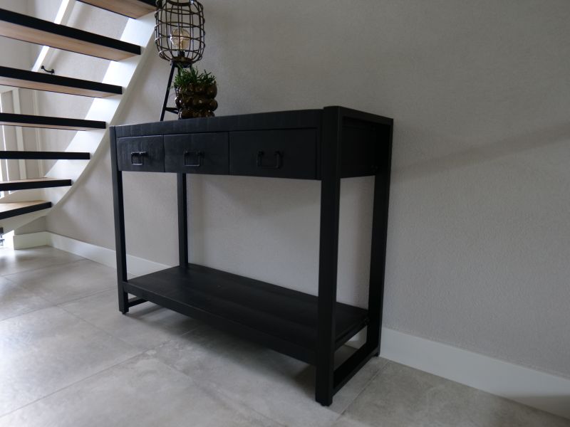 Sidetable mangohout zwart