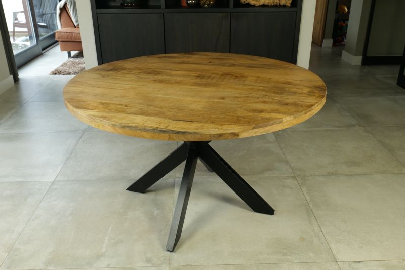 Eettafel rond mango naturel