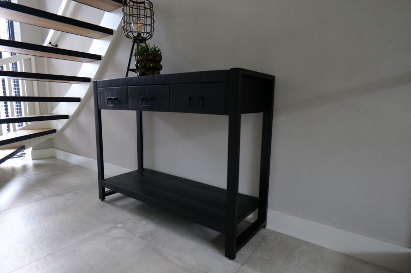 Sidetable mangohout zwart